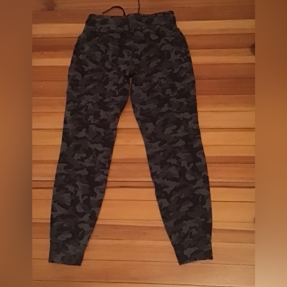 Lululemon size medium camo sweatpants.